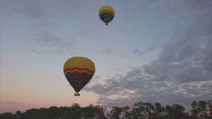 hot air balloons tablelands