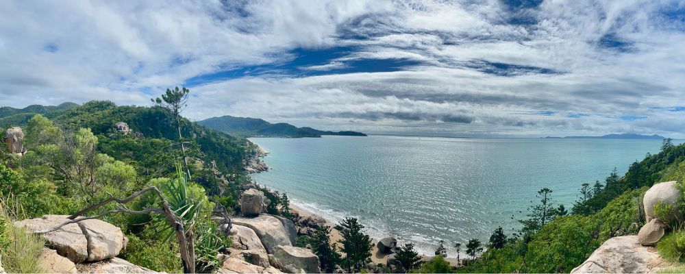 Magnetic Island: Bays, Beaches and Boulders